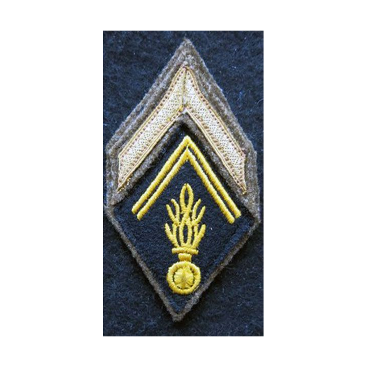 LOSANGE DE BRAS MODÈLE 45 :  maréchal des logis auxiliaire de Gendarmerie période Algérie avant 1962