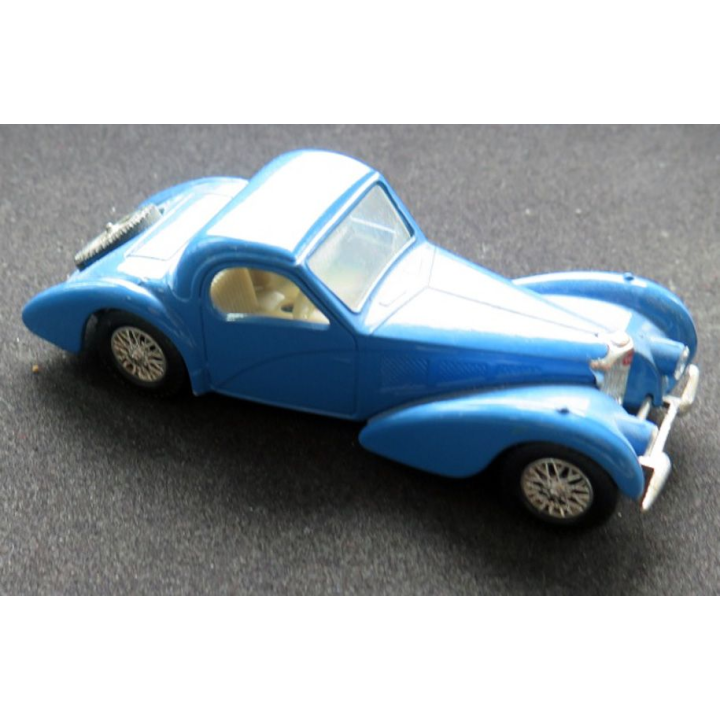 Bugatti 57 S Atalante 1939 de Solido 1/43° n° 88 579