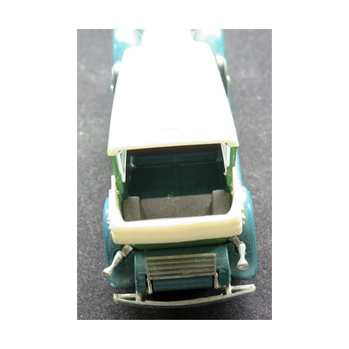 Cadillac V 16 1951 452 A de Solido 1/43° 10 79 n° 85
