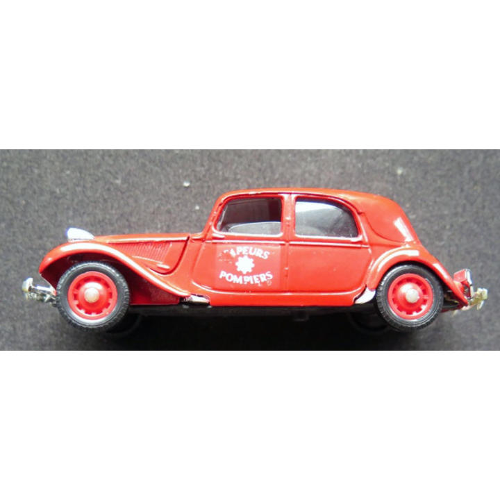 Citrën 16 SIX 1939 Pompiers de Solido 1/43° 11 82 n° 32