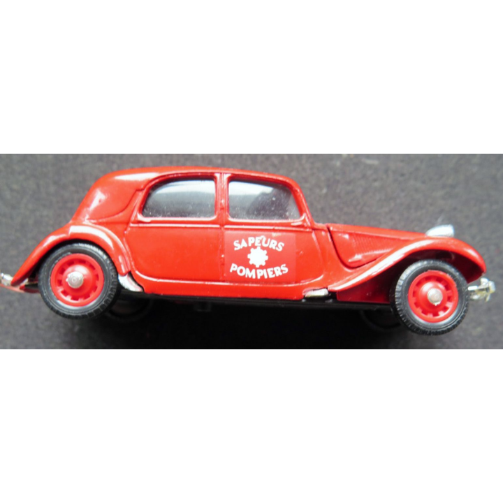 Citrën 16 SIX 1939 Pompiers de Solido 1/43° 11 82 n° 32