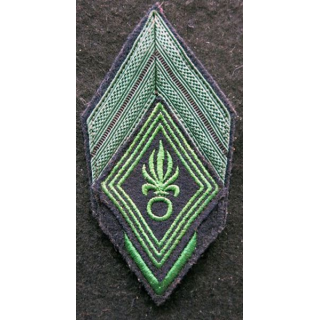 LOSANGE DE BRAS MODÈLE 45 : Ecusson modèle pour caporal Légion Etrangère avec chevron ancienneté