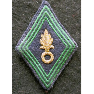 LOSANGE DE BRAS MODÈLE 45 : Ecusson modèle officier Légion Etrangère en cannetille or