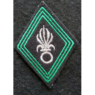 LOSANGE DE BRAS MODÈLE 45 : modèle cadre Légion Etrangère 1° régiment étranger de cavalerie (vert foncé)