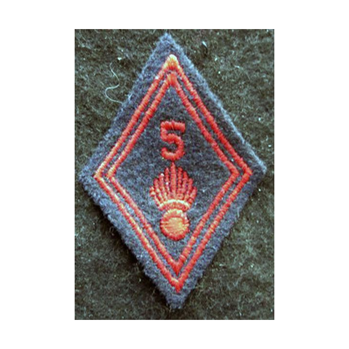 LOSANGE DE BRAS MODÈLE 45 : modèle troupe 5° régiment d'infanterie