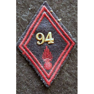 LOSANGE DE BRAS MODÈLE 45 : modèle troupe 94° régiment d'infanterie (ancien 1959))