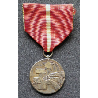 TCHECOSLOVAQUIE : médaille pour les 25 ans d'agriculture socialiste 