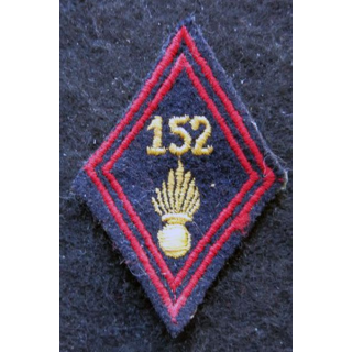LOSANGE DE BRAS MODÈLE 45 : modèle sous officiers 152° régiment d'infanterie