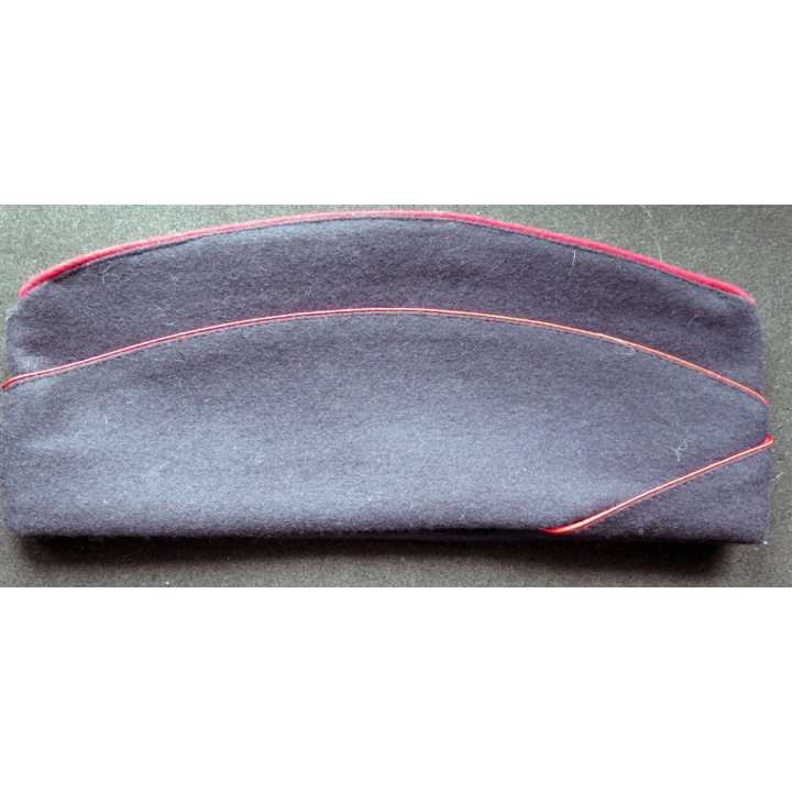 Calot de caporal chef d infanterie métropolitaine feutre de taille 57 