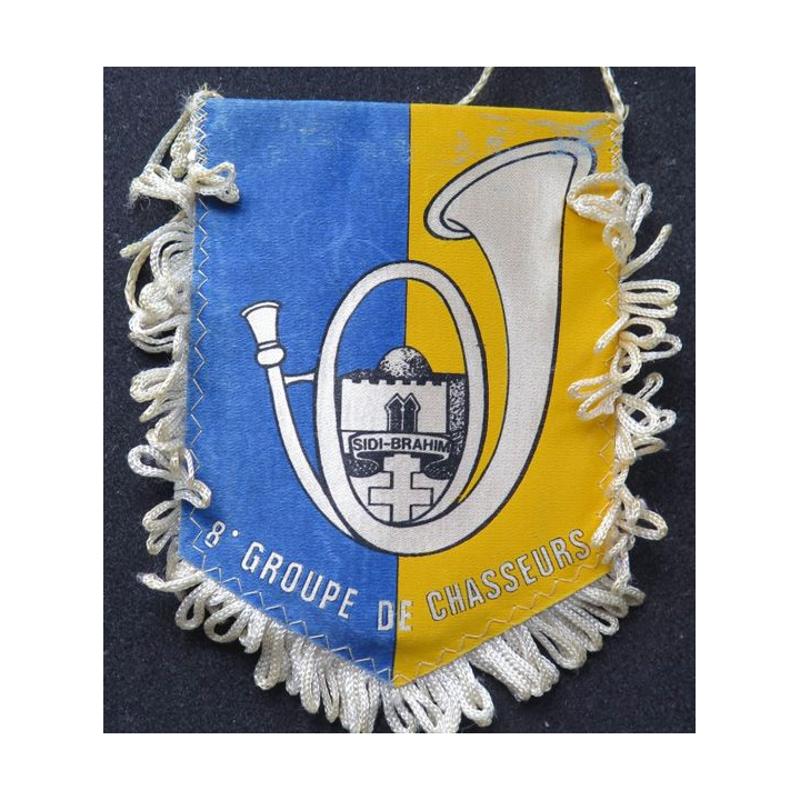 8° GC : fanion du 8° groupe de chasseurs mécanisé en plastique imprimé