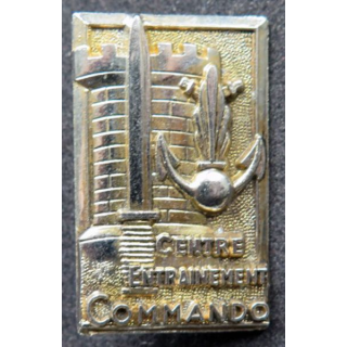 CEC GIVET : Insigne métallique du CEC de Givet de fabrication Delsart G. 2005