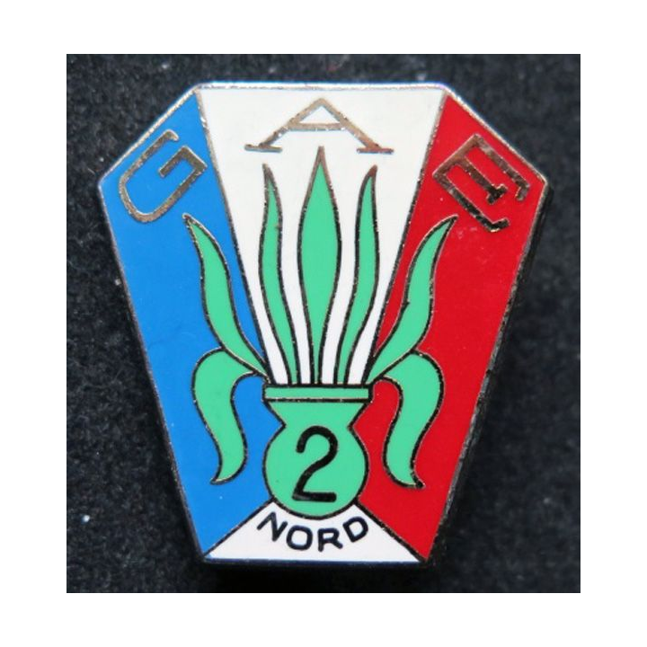 GAE N°2 : Insigne métallique du groupe d’auxiliaires étrangers N° 2