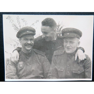 URSS : photo d'un groupe d'officiers de l'armée rouge 1943 8 x 11,3 cm