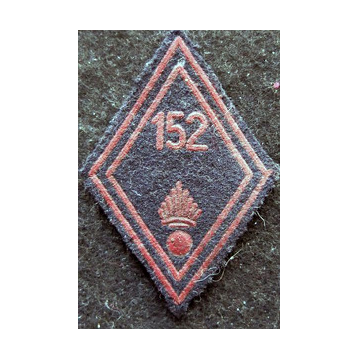 LOSANGE DE BRAS MODÈLE 45 : modèle troupe 152° régiment d'infanterie AFN
