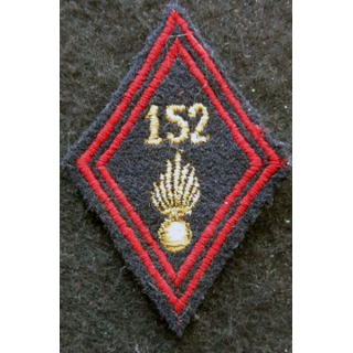 LOSANGE DE BRAS MODÈLE 45 : modèle sous officiers 152° régiment d'infanterie