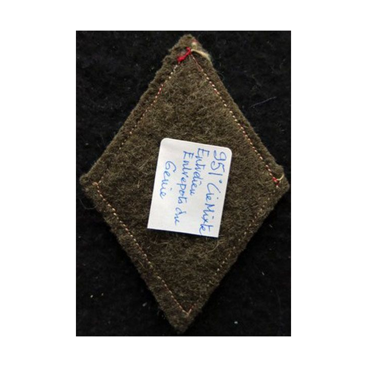 LOSANGE DE BRAS MODÈLE 45 : modèle troupe de la  951° compagnie entretient et entrepôt du Génie AFN 1952