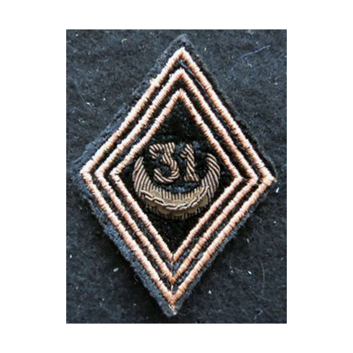 LOSANGE DE BRAS MODÈLE 45 : Ecusson  officier du 31° bataillon de marche du Génie en Indochine en cannetille