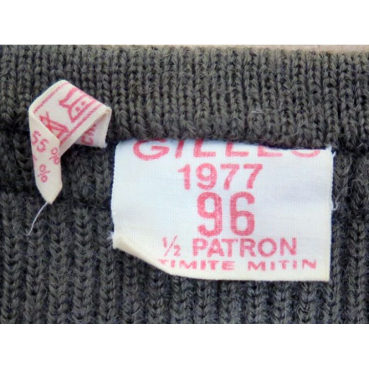 Pull vert armée année 1977 fabrication Gilles taille 96 1/2 patron