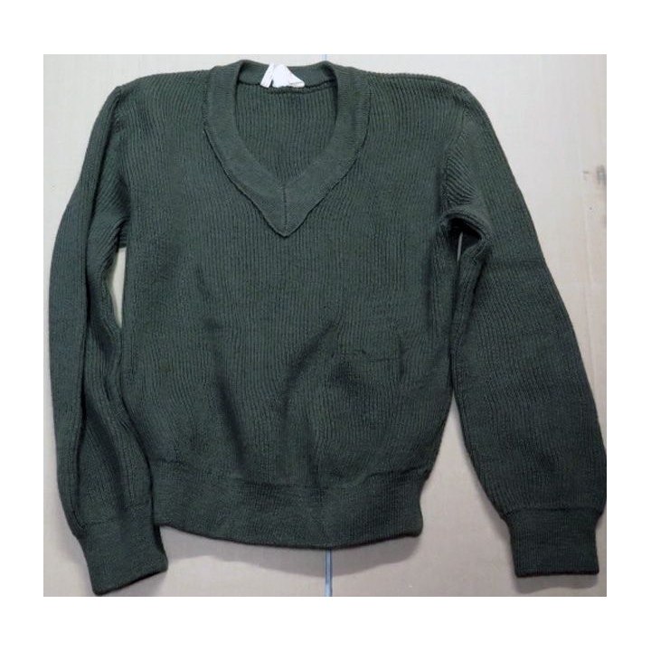 Pull vert armée année 1977 fabrication Gilles taille 96 1/2 patron