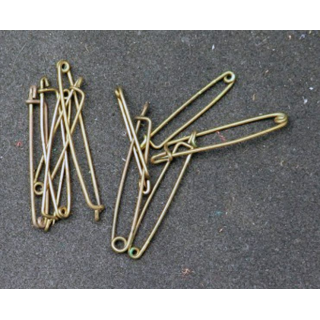 MILITARIA : lot de 10 épingles en laiton de dimensions variées