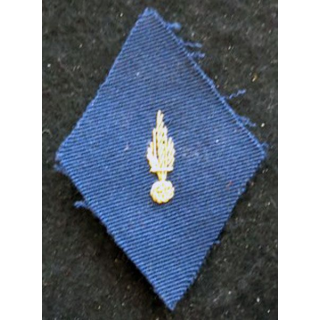 LOSANGE DE BRAS MODÈLE 45 : Ecusson modèle officiers PFAT du Matériel tenue hiver 1958 en cannetille or