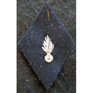 LOSANGE DE BRAS MODÈLE 45 : Ecusson modèle sous officiers PFAT service mécanographie tenue hiver1958 en cannetille argent
