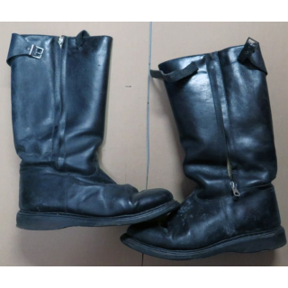 Bottes fourrées en cuir de taille 42 de gendarmerie