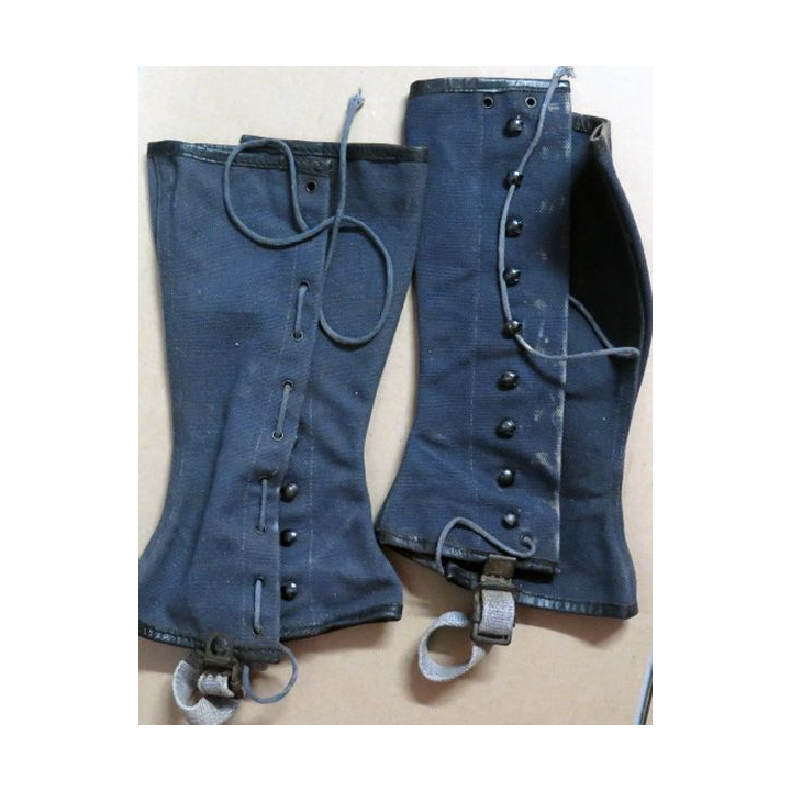 MILITARIA : paire de guêtres en toile noire  gendarmerie modèle 1950