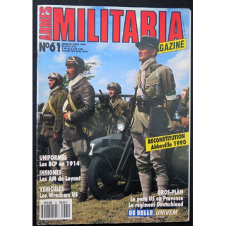 ARMES MILITARIA Magazine n° 61 insignes des automitrailleuses du Levant