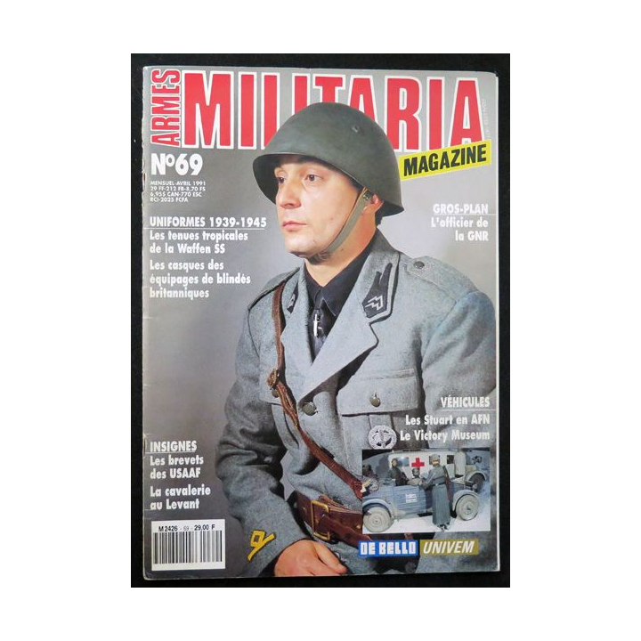 ARMES MILITARIA Magazine n° 69 de avril 1991 sur les insignes de la cavalerie du Levant