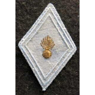 LOSANGE DE BRAS MODÈLE 45 : Ecusson sous officier de l' ENTSOA d'Issoire