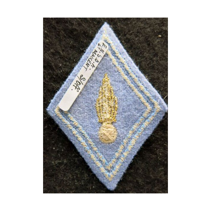 LOSANGE DE BRAS MODÈLE 45 : Ecusson de sous officier de l'École nationale des sous-officiers d'active (ENSOA))