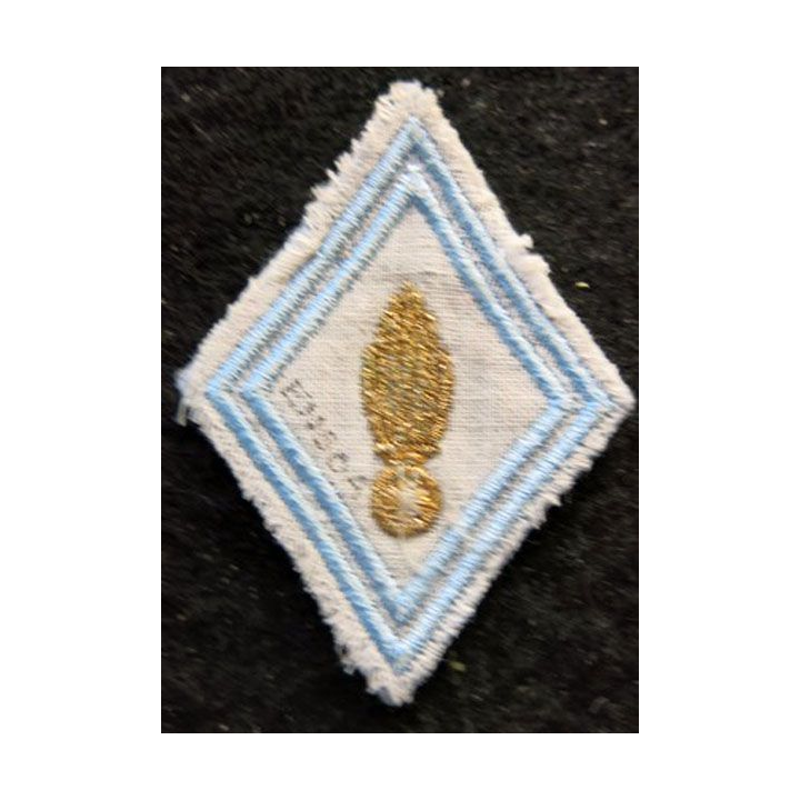 LOSANGE DE BRAS MODÈLE 45 : Ecusson de sous officier de l'École nationale des sous-officiers d'active (ENSOA))