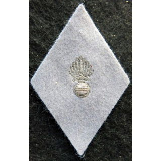 LOSANGE DE BRAS MODÈLE 45 : Ecusson sous officier de l'École d'application de l'arme blindée et de la cavalerie EAABC