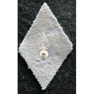 LOSANGE DE BRAS MODÈLE 45 : Ecusson sous officier de l'École d'application de l'arme blindée et de la cavalerie EAABC