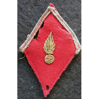 LOSANGE DE BRAS MODÈLE 45 : Ecusson précoce aspirant de l'école d'artillerie de Châlons-sur-Marne 1952 en cannetille