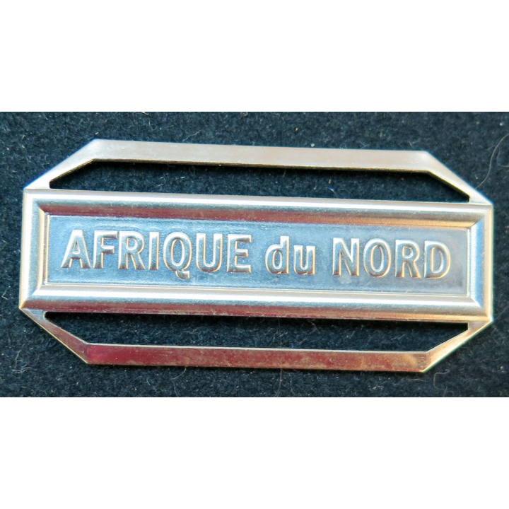 Barrette " AFRIQUE DU NORD " en métal argenté