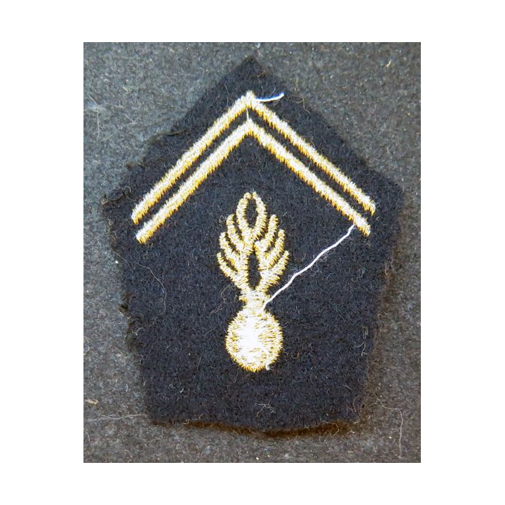 insigne tissu de col  modèle Gendarmerie mobile fils dorés métalliques