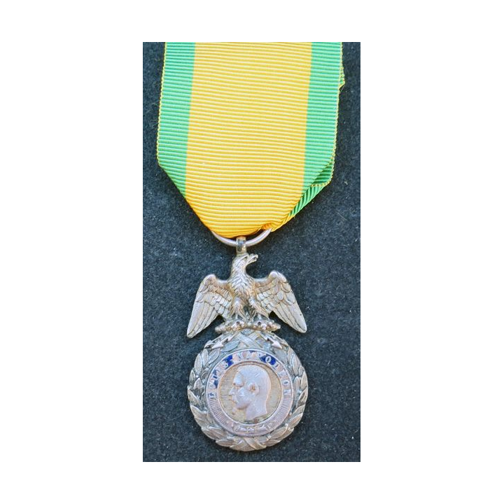 médaille militaire 2° type napoléon III argent non émaillée EMPIRE