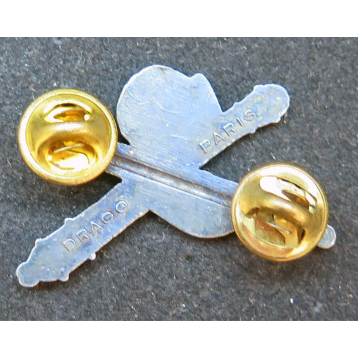 insigne de bérêt des chars de combat Drago Paris attaches pin's