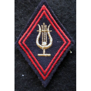 LOSANGE DE BRAS MODÈLE 45 : Ecusson modèle pour sous officier musicien de l'Infanterie fil doré laminette