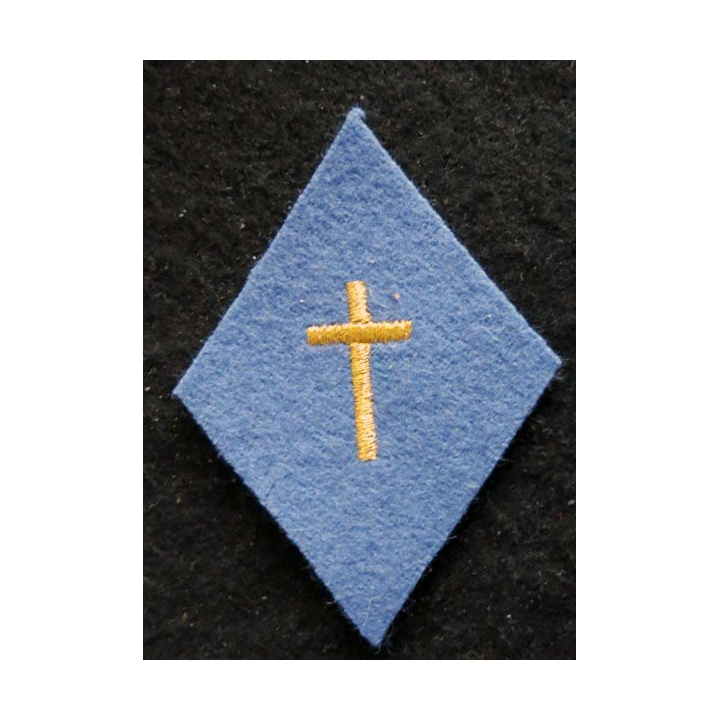 LOSANGE DE BRAS MODÈLE 45 : aumônier catholique ou protestant laïc titulaire, croix en fil doré métallique (laminette).