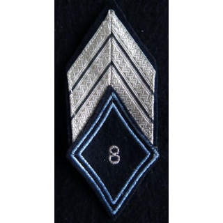 LOSANGE DE BRAS MODÈLE 45 : Ecusson de maréchal des logis chef du 8° régiment de hussards