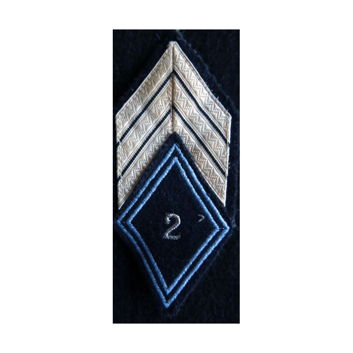 LOSANGE DE BRAS MODÈLE 45 : Ecusson de maréchal des logis chef du 2° régiment de hussards