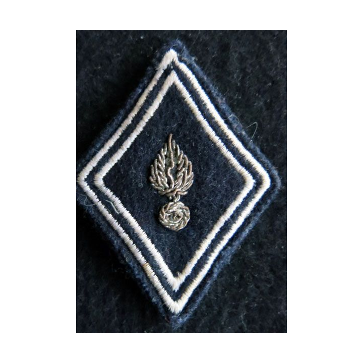 LOSANGE DE BRAS MODÈLE 45 : Ecusson d'officier hors unité d'un régiment de dragons
