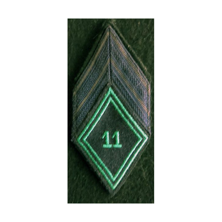 LOSANGE DE BRAS MODÈLE 45 : Ecusson modèle brigadier du 11° régiment de chasseurs