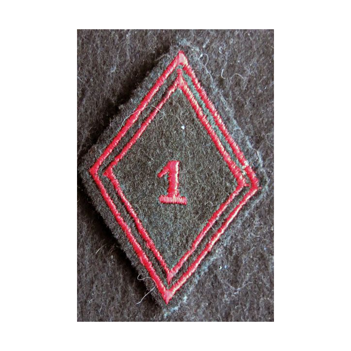 LOSANGE DE BRAS MODÈLE 45 : Ecusson modèle troupe du 1° régiment de cuirassiers