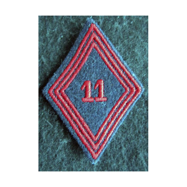 LOSANGE DE BRAS MODÈLE 45 : Ecusson modèle troupe du 11° régiment de cuirassiers AFN avant 1955