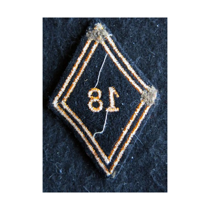 LOSANGE DE BRAS MODÈLE 45 : Ecusson modèle troupe du 18° régiment de chasseurs parachutistes 1956