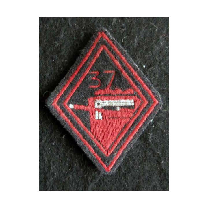 LOSANGE DE BRAS MODÈLE 45 :  modèle troupe du 37° bataillon mixte d'équipage d'ouvrage Infanterie